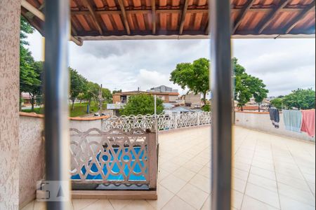Casa à venda com 273m², 4 quartos e 3 vagas Casa à venda com 273m², 4 quartos e 3 vagasVista do Quarto 2