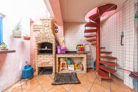Casa à venda com 273m², 4 quartos e 3 vagas Casa à venda com 273m², 4 quartos e 3 vagasÁrea de Serviço e Churrasqueira