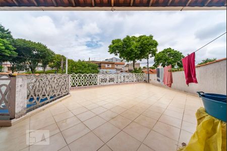Casa à venda com 273m², 4 quartos e 3 vagas Casa à venda com 273m², 4 quartos e 3 vagasVaranda dos Quartos