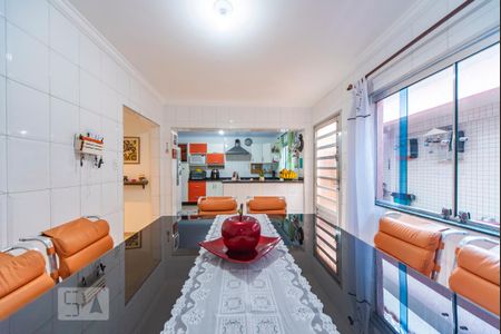 Casa à venda com 273m², 4 quartos e 3 vagas Casa à venda com 273m², 4 quartos e 3 vagasCopa