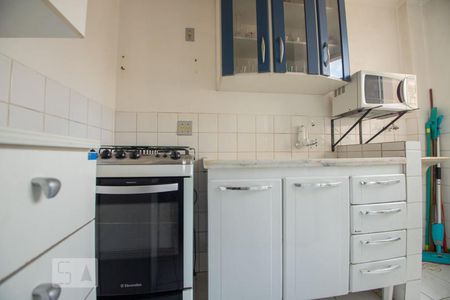 cozinha de apartamento à venda com 2 quartos, 45m² em Vila Pompéia, Campinas