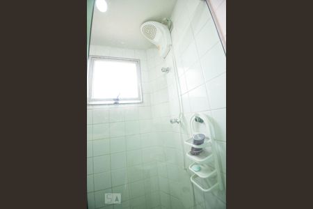 banheiro de apartamento à venda com 2 quartos, 45m² em Vila Pompéia, Campinas