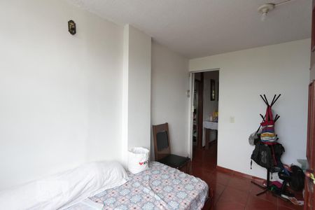 Quarto 1 de apartamento para alugar com 2 quartos, 44m² em Taquara, Rio de Janeiro