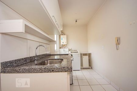 Apartamento à venda com 70m², 3 quartos e 2 vagasCozinha 