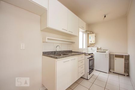 Apartamento à venda com 70m², 3 quartos e 2 vagasCozinha 