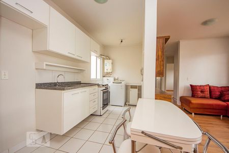 Apartamento à venda com 70m², 3 quartos e 2 vagasCozinha 