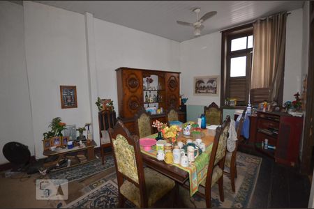 Apartamento à venda com 602m², 6 quartos e sem vagaSala de jantar