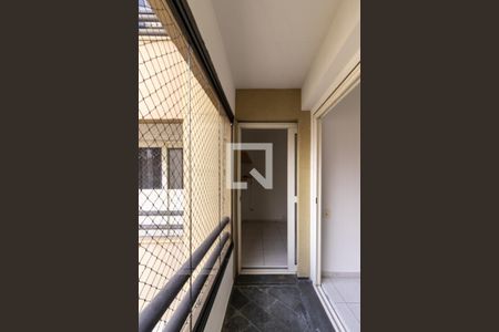 Varanda de apartamento à venda com 2 quartos, 57m² em Vila Uberabinha, São Paulo