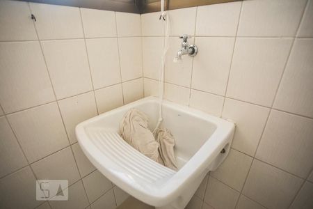 Apartamento para alugar com 83m², 2 quartos e 2 vagasDetalhe Área de Serviço