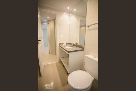 Apartamento para alugar com 83m², 2 quartos e 2 vagasBanheiro 2