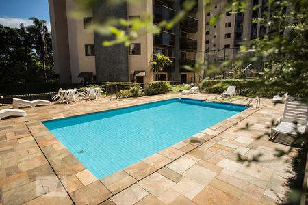 Apartamento para alugar com 83m², 2 quartos e 2 vagasÁrea comum - Piscina
