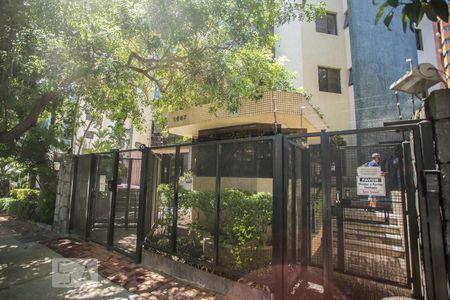 Apartamento para alugar com 83m², 2 quartos e 2 vagasFachada