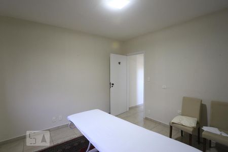 Casa à venda com 120m², 3 quartos e 2 vagasQuarto 2