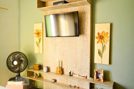 Casa à venda com 249m², 3 quartos e 3 vagasCasa Fundos Quarto 1 Lateral