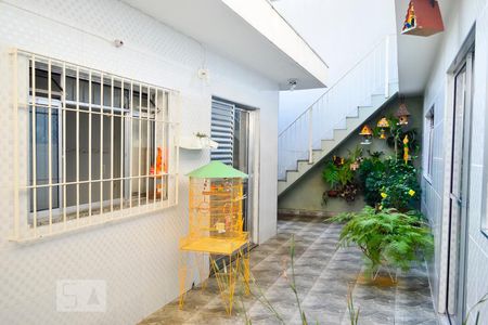 Casa à venda com 249m², 3 quartos e 3 vagasFrente Imovel Fundos