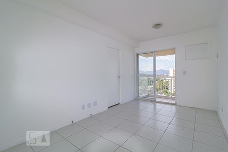 Sala de apartamento à venda com 2 quartos, 63m² em Jacarepaguá, Rio de Janeiro