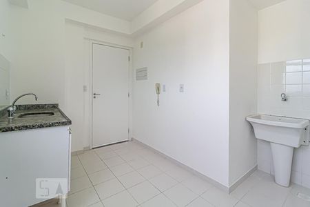 Apartamento para alugar com 63m², 2 quartos e 1 vaga Apartamento para alugar com 63m², 2 quartos e 1 vagaCozinha e Área de Serviço