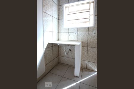 Cozinha de casa para alugar com 1 quarto, 38m² em Vila Santana, São Paulo