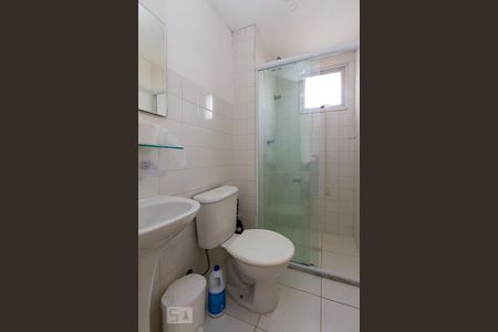 Banheiro de apartamento para alugar com 2 quartos, 49m² em Brás, São Paulo