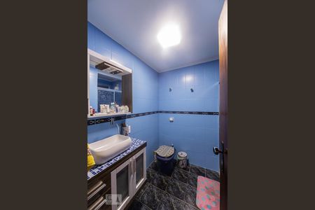 Apartamento à venda com 91m², 2 quartos e sem vagaBanheiro Social