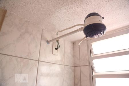 Apartamento para alugar com 50m², 2 quartos e 1 vagaDetalhe banheiro