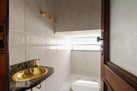 Lavabo  de casa para alugar com 3 quartos, 125m² em Penha de França, São Paulo