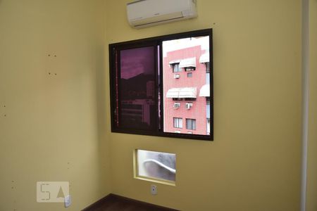 Apartamento à venda com 82m², 3 quartos e 1 vagaQuarto 2
