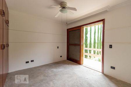 Casa de condomínio à venda com 583m², 5 quartos e 4 vagasQuarto 2