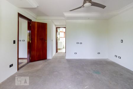 Casa de condomínio à venda com 583m², 5 quartos e 4 vagasSuíte 1