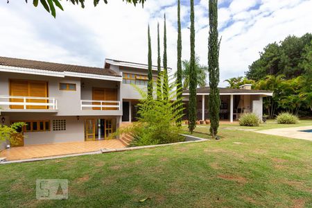 Casa de condomínio à venda com 583m², 5 quartos e 4 vagasÁrea Externa
