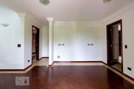 Casa de condomínio à venda com 583m², 5 quartos e 4 vagasQuarto 1