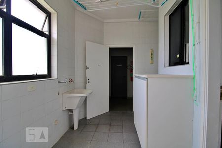 Apartamento à venda com 240m², 3 quartos e 3 vagasÁrea de Serviço