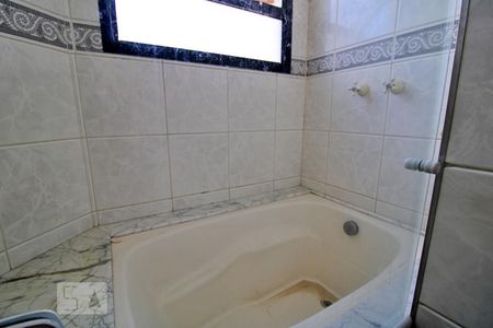 Apartamento à venda com 240m², 3 quartos e 3 vagasBanheiro