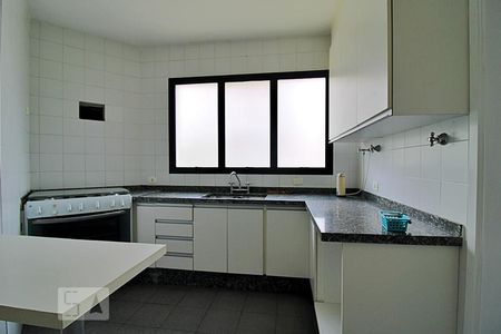 Apartamento à venda com 240m², 3 quartos e 3 vagasCozinha
