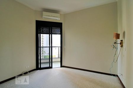 Apartamento à venda com 240m², 3 quartos e 3 vagasSuíte 1