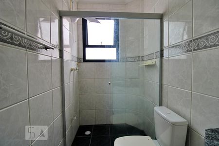 Apartamento à venda com 240m², 3 quartos e 3 vagasBanheiro da Suíte 2