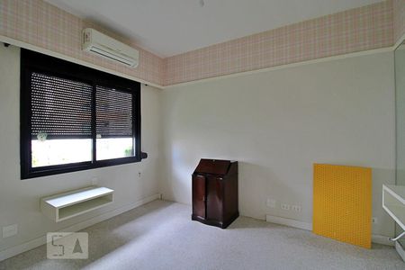 Apartamento à venda com 240m², 3 quartos e 3 vagasQuarto 3