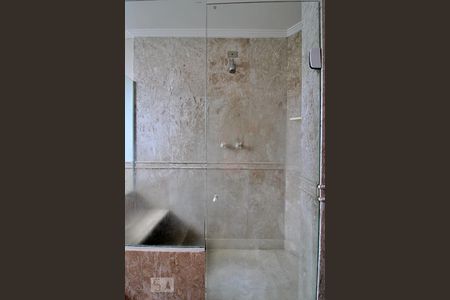 Apartamento à venda com 240m², 3 quartos e 3 vagasBanheiro da Suíte 1