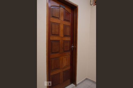 Sala (Porta de entrada) de Casa com 2 quartos, 120m² Vila Guilherme
