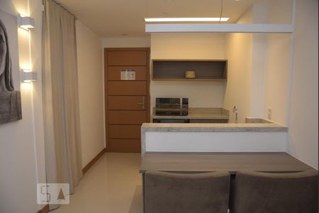 Cozinha de kitnet/studio para alugar com 1 quarto, 36m² em Jacarepaguá, Rio de Janeiro