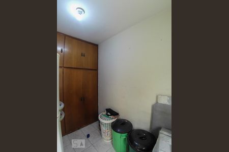 Casa à venda com 222m², 3 quartos e 2 vagasQuarto de Serviço