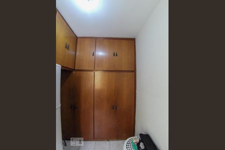 Casa à venda com 222m², 3 quartos e 2 vagasQuarto de Serviço