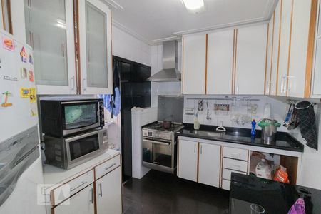 Apartamento à venda com 80m², 3 quartos e 2 vagas Apartamento à venda com 80m², 3 quartos e 2 vagasCozinha