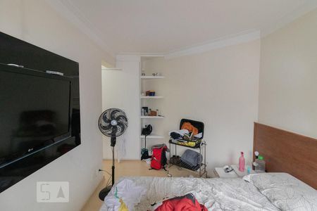 Apartamento à venda com 80m², 3 quartos e 2 vagas Apartamento à venda com 80m², 3 quartos e 2 vagasDormitório 3