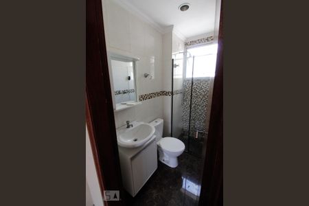Apartamento para alugar com 67m², 3 quartos e 1 vaga Apartamento para alugar com 67m², 3 quartos e 1 vagaBanheiro da Suíte