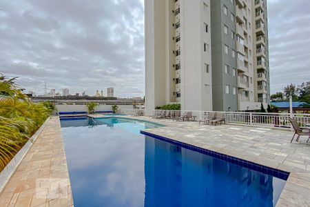 Apartamento para alugar com 68m², 3 quartos e 1 vagaÁrea comum - Piscina