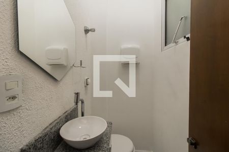 Lavabo de casa de condomínio para alugar com 3 quartos, 120m² em Cidade Patriarca, São Paulo