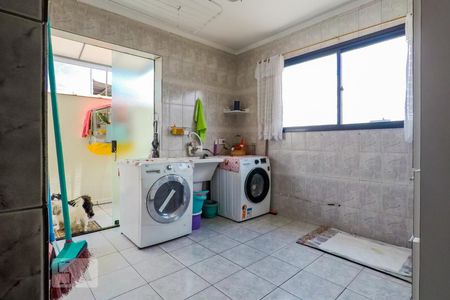 Casa à venda com 263m², 3 quartos e 6 vagasÁrea de Serviço