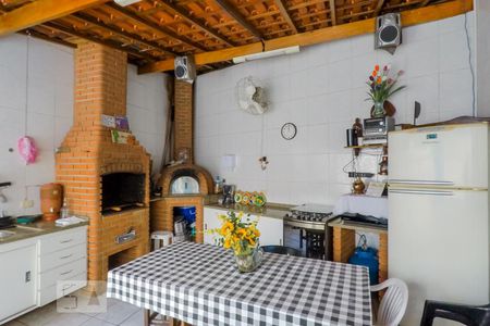 Casa à venda com 263m², 3 quartos e 6 vagasChurrasqueira