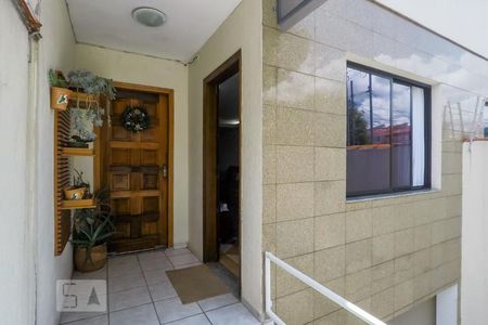 Entrada de casa à venda com 3 quartos, 263m² em Vila Firmiano Pinto, São Paulo
